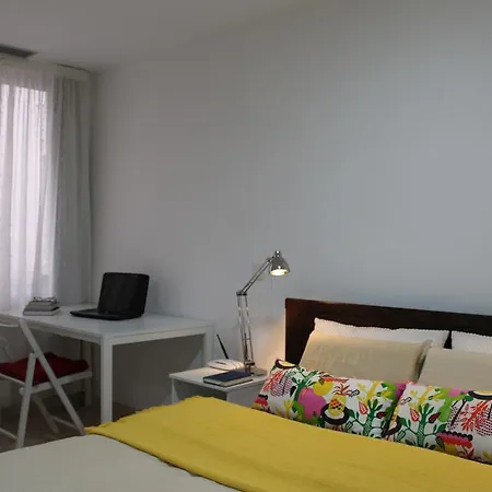 Apartment Miller Para 4