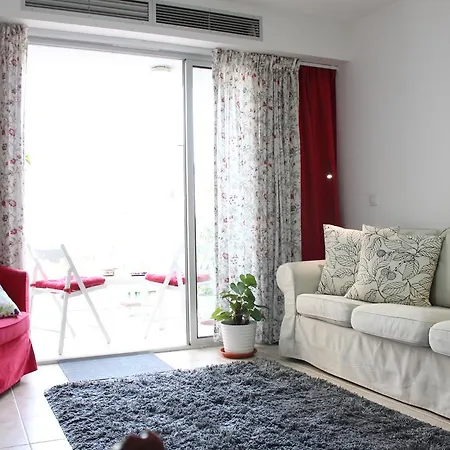 Miller Para 4 Apartment *