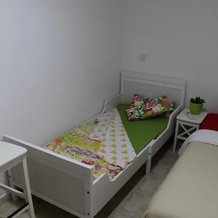 Apartment Miller Para 4